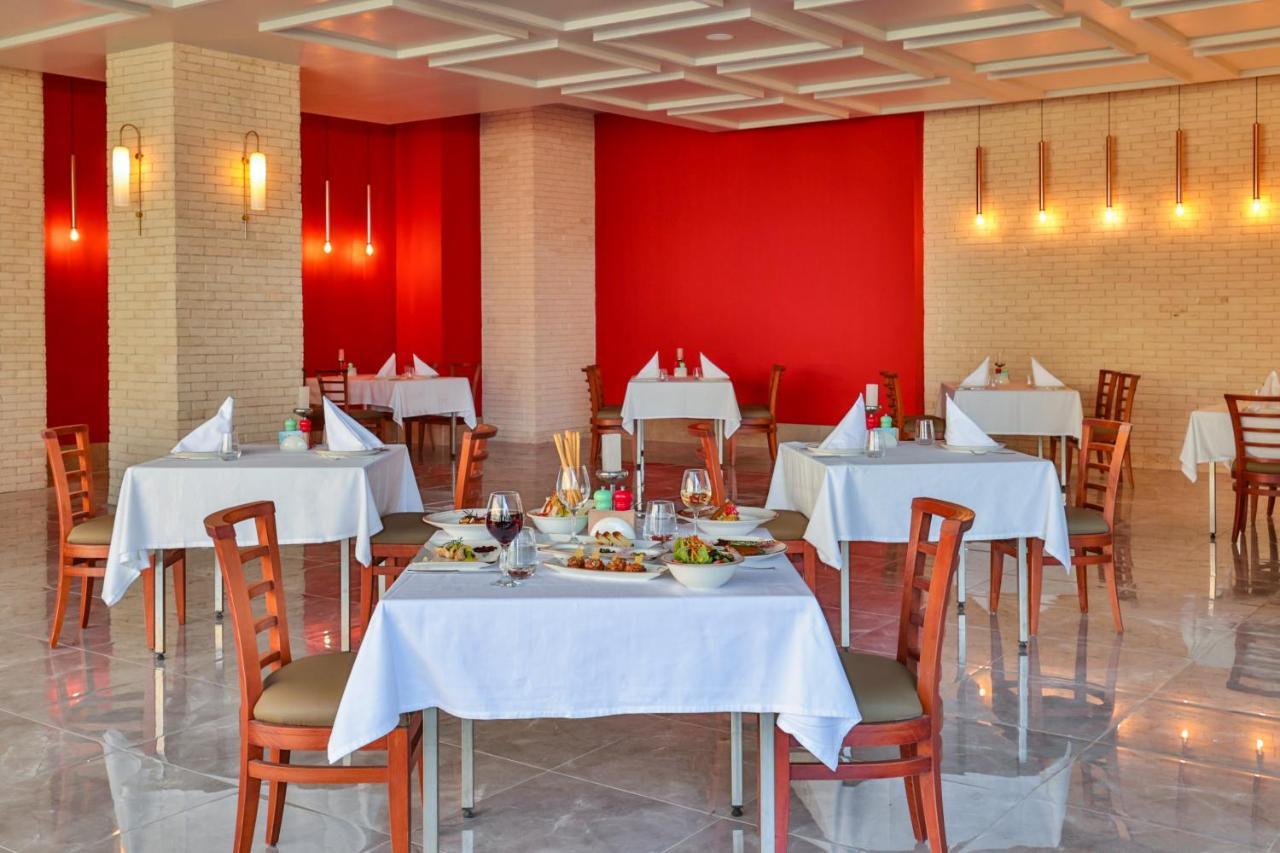 Crystal Centro Resort - Ultimate All Inclusive Antalya Eksteriør bilde
